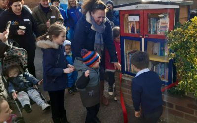 [영국] Little Free Library, Abbey에서 개최된 ‘절대적으로 멋진’ 행사